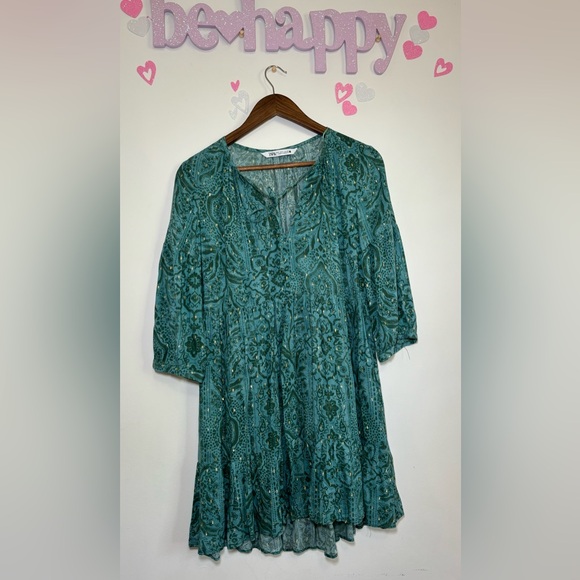 ZARA, Short printed Dress ๐ Short V-neck dress with tasseled tie. - Picture 3 of 4